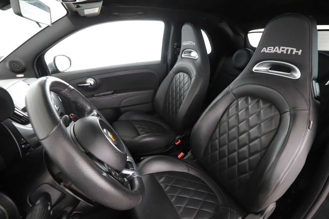Abarth 595C C 1.4 Turbo T-Jet 595 Turismo — photo 9