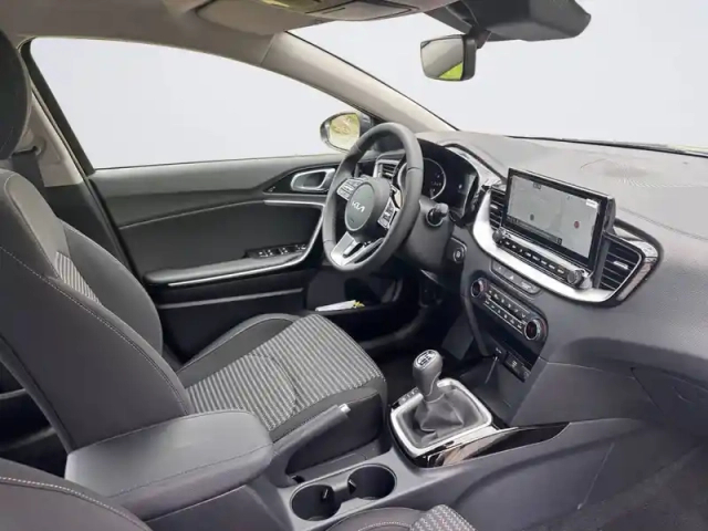 Kia Ceed sw 1.5 t-gdi 140 ch bvm6 — photo 15