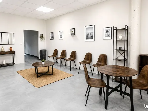 Bureau à louer - 30 m² - Idéal profession de santé - Chanas (38)