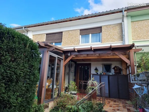 Maison mitoyenne 6 p à Obernai