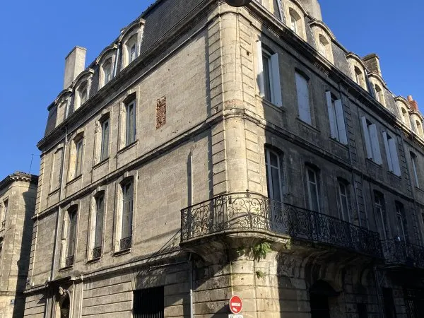 Saint-Michel : 177 m² de loft rénové à vendre