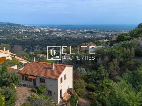 MANDELIEU-LA-NAPOULE (CAPITOU) : Maison à rénover, 110 m² habitables, vue panoramique mer et colline