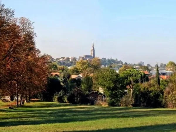 BASSENS CENTRE – TERRAIN VIABILISÉ 610 M²