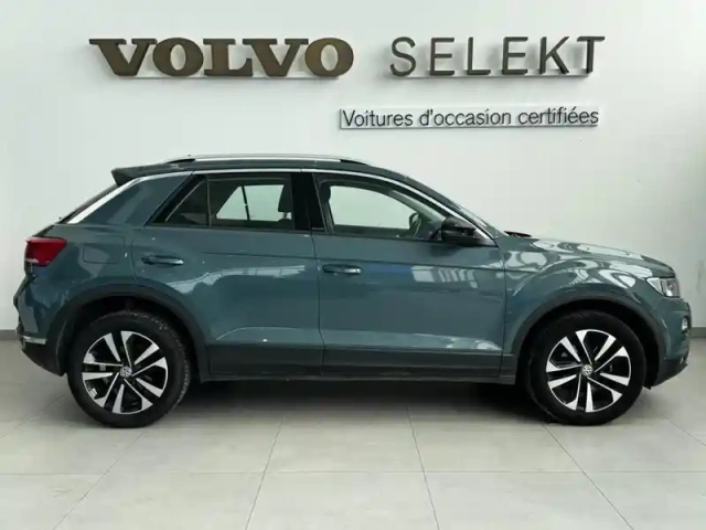 Volkswagen T-Roc 1.5 tsi 150 evo start/stop dsg7 iq.drive — photo 3