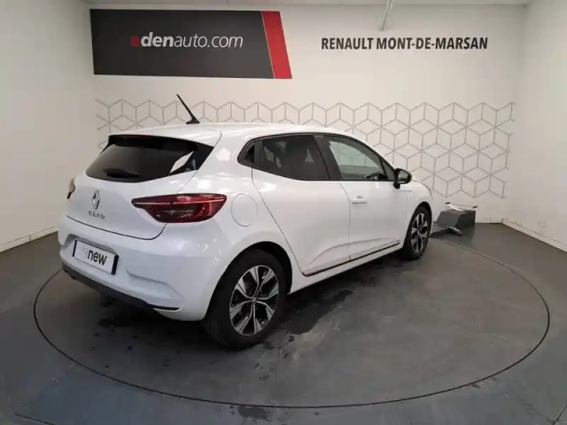 Renault Clio blue dci 100 — photo 87