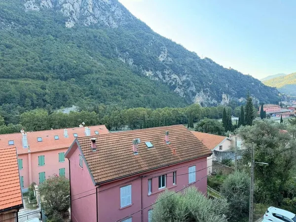 Appartement 5 pièces 85 m²