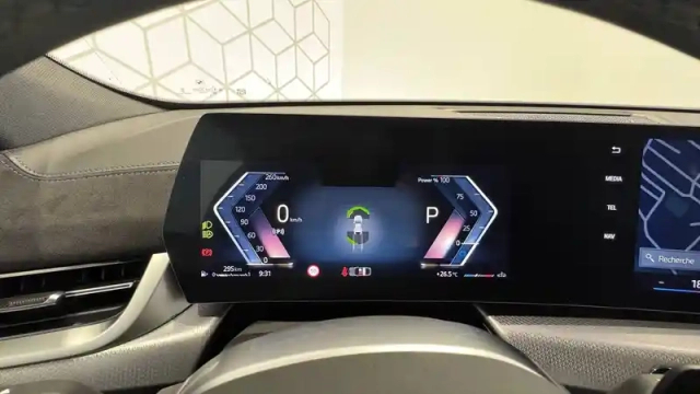 Bmw X2 sdrive 18d 150ch dkg7 — photo 35