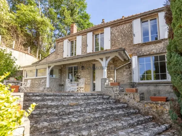 Maison 6 pièces 130 m²