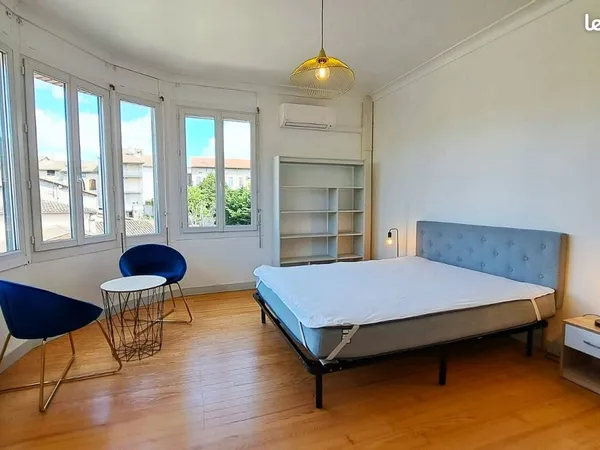 🏡 Appartement 110m2 - Centre-ville - Beaumont de Lomagne, Tout Compris / clim