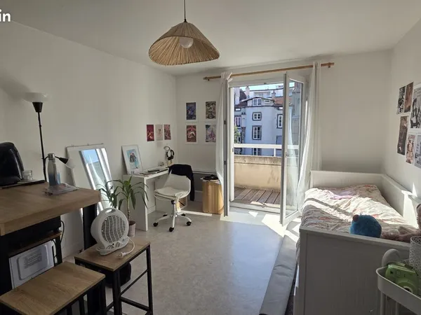 Studio 1 pièce 20 m²