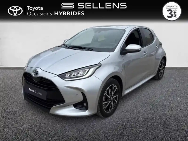 Toyota Yaris 116h design 5p mc24