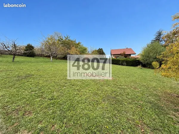 Terrain 1 004 m² Pers Jussy