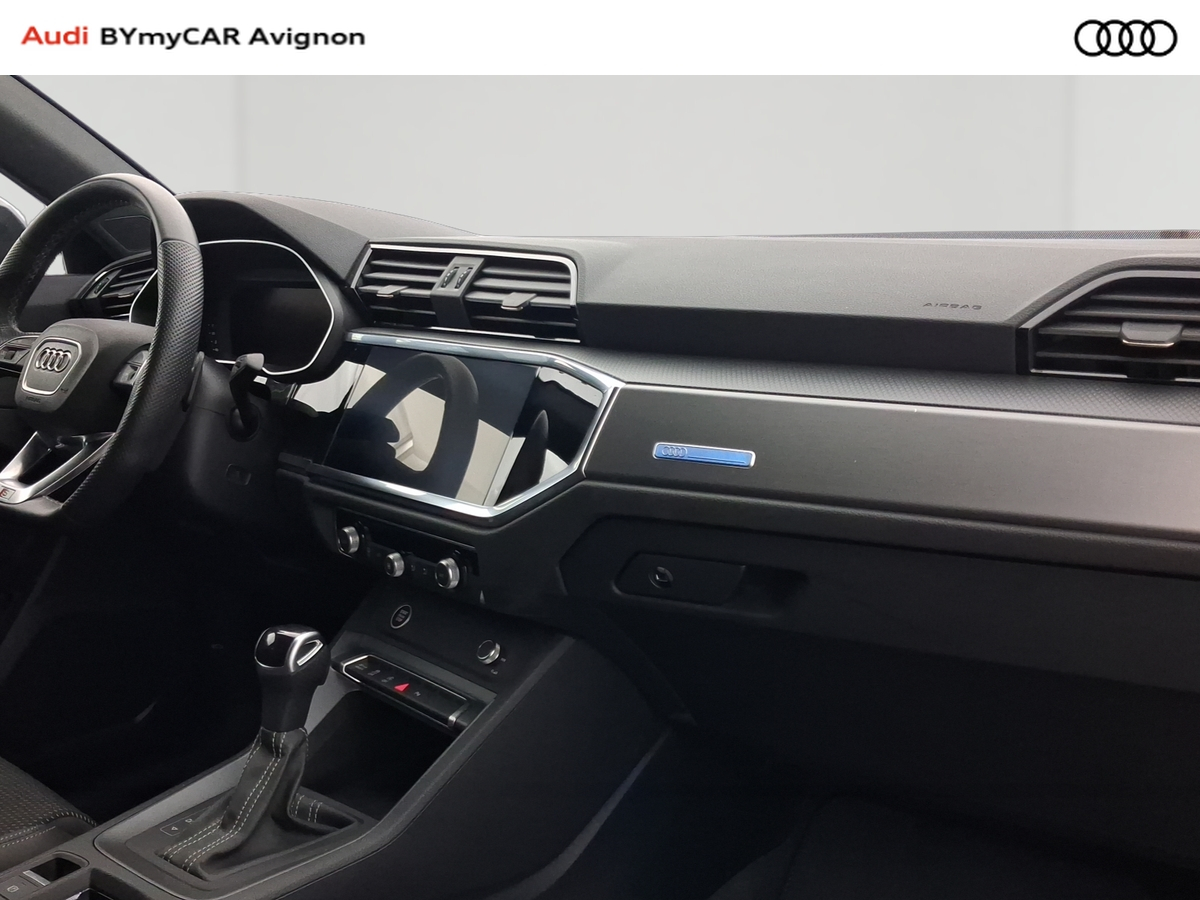 Audi Q3 Sportback 35 TFSI 150 ch S tronic 7 — photo 28