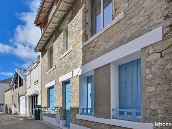 Maison 8 pièces 142 m²