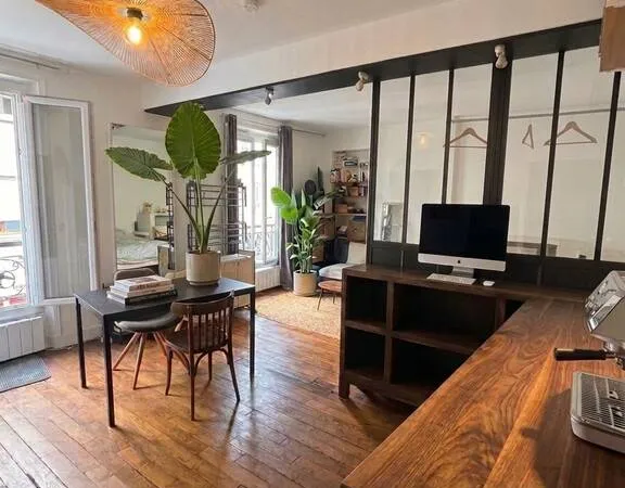Studio 1 pièce 27 m²