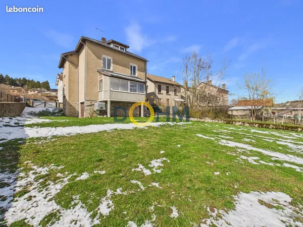 Maison 6 pièces 138 m²