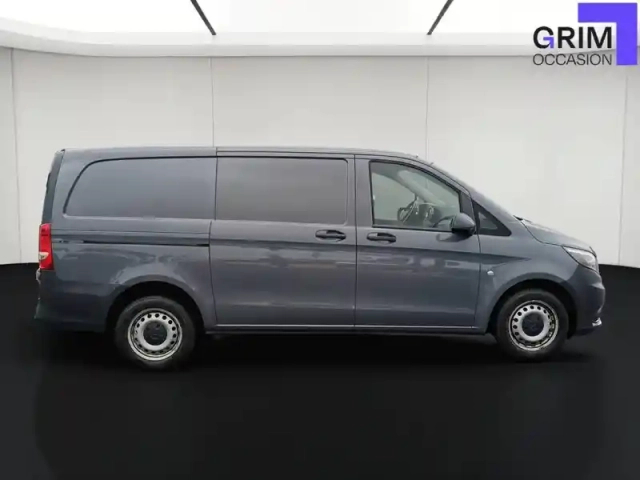 Mercedes Vito fourgon 114 cdi long bva rwd — photo 32