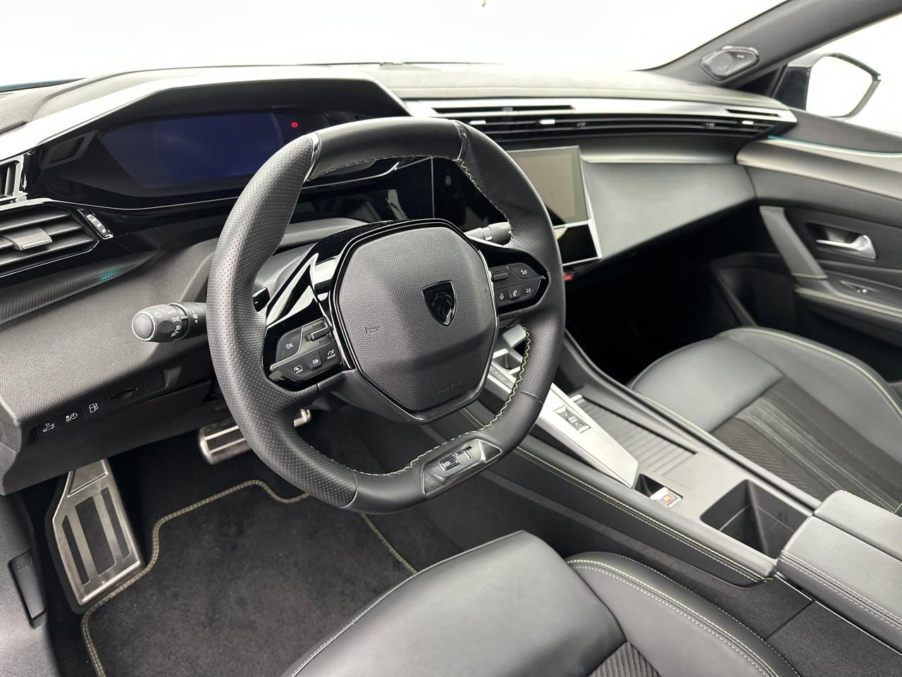Peugeot 408 phev 180 e-eat8 gt — photo 8