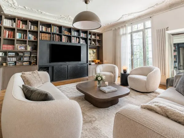 Vends 5 pièces 150m² - Balcon exposé Sud