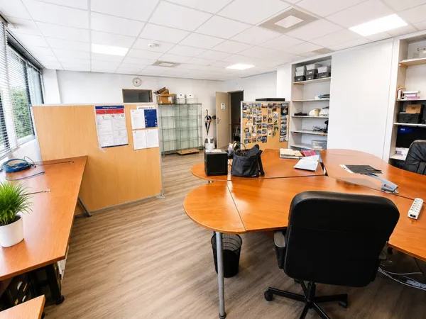 Dépt Hérault (34), à vendre MONTPELLIER local professionnel