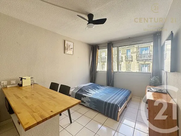 Studio 1 pièce 20 m²