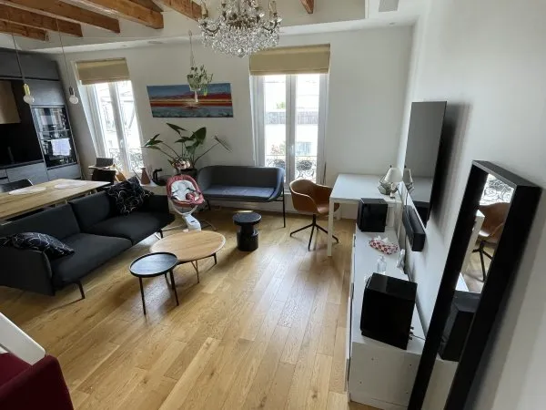 [À LOUER] Bel appartement 50 m² + Combles + Parking - Métro Convention (Paris 15e)