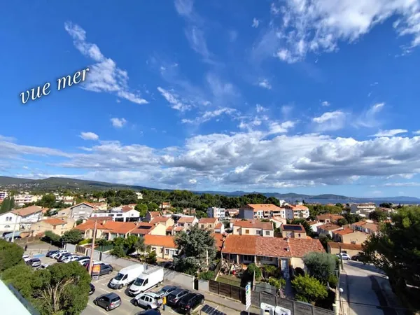 Rare à La Ciotat - T5 107 m2 - Dernier étage - Vue mer - Terrasse 40 m² - SPA - Standing