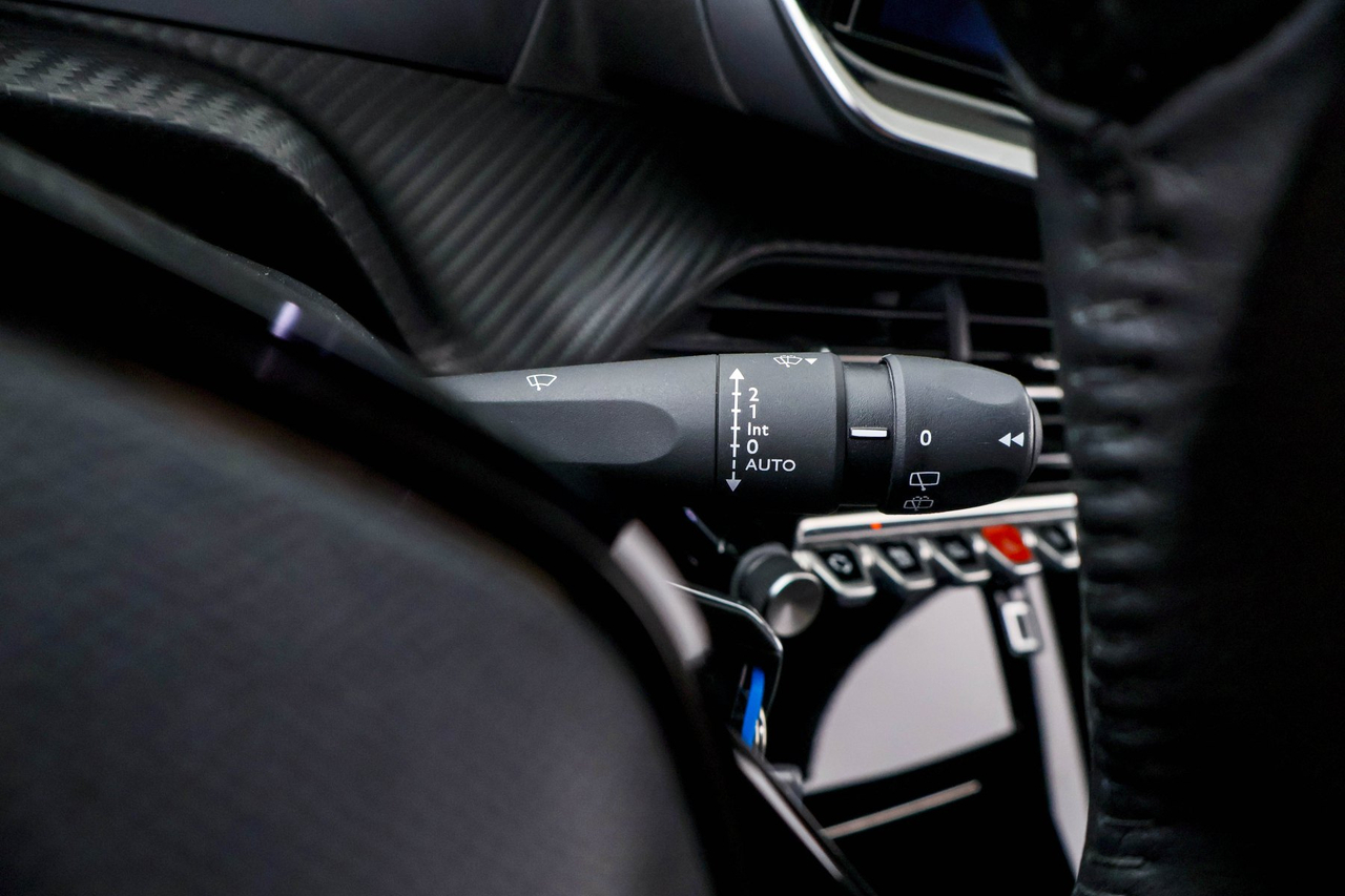 Peugeot 2008 — photo 19