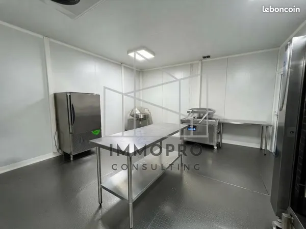 Local 100 m² Authieux-sur-le-Port-Saint-Ouen