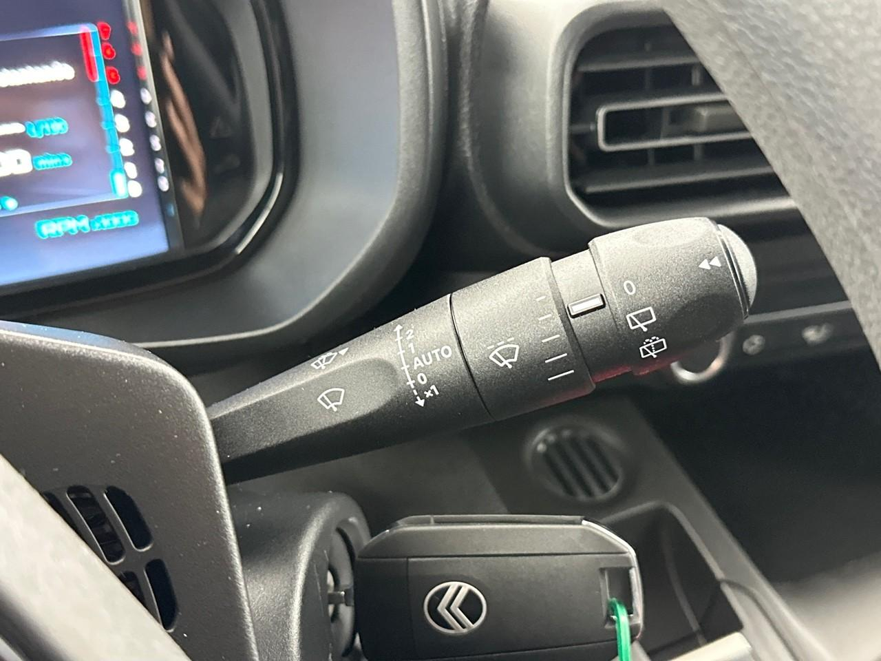 Citroën Berlingo van m diesel 100 ch manuelle — photo 19