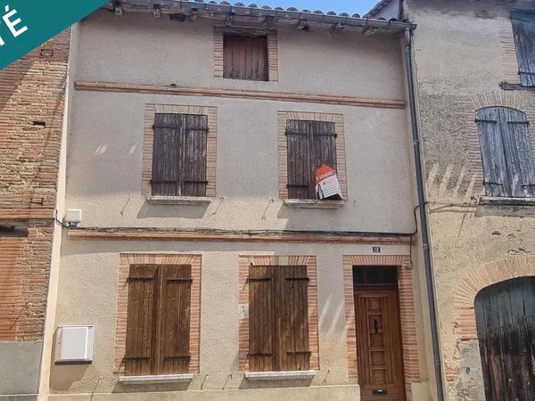 Maison à rénover avec jardin, fort potentiel