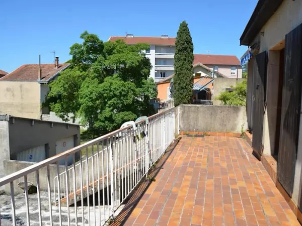 Maison 1 pièce 135 m²