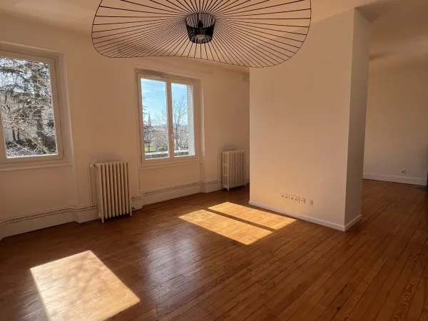 Loue appartement 93m² Clermont-Ferrand - Quartier Saint Alyre