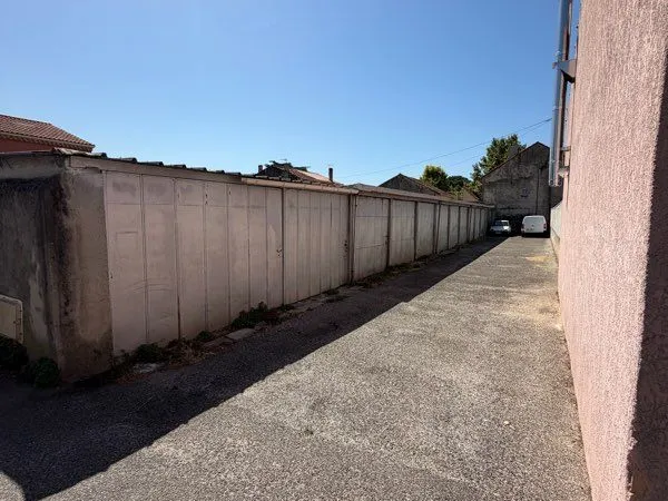 Box / entrepôts de 15 m2
