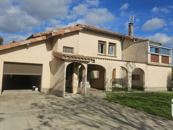 Maison 11 pièces 287 m²