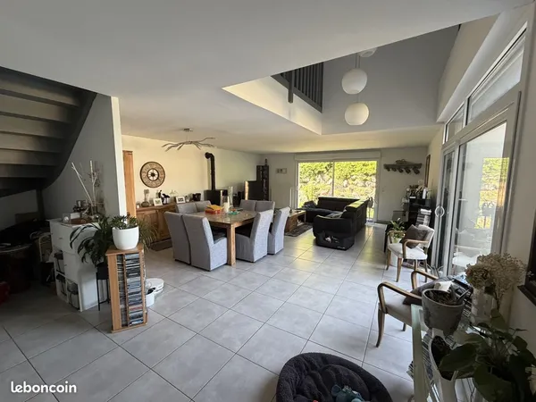 Maison 6 pièces 154 m²
