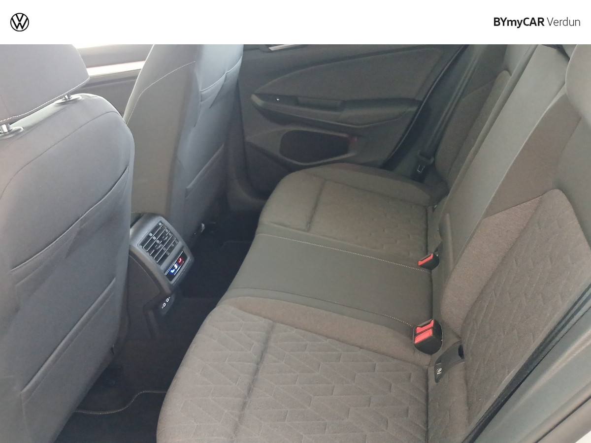 Volkswagen Golf 1.5 TSI EVO2 116 BVM6 — photo 12