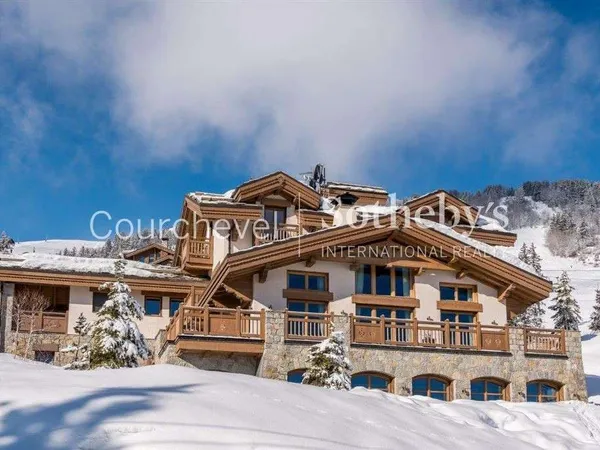 Chalet 6 pièces 400 m²