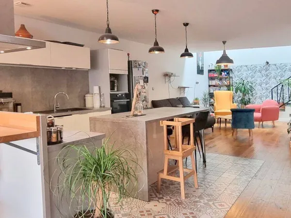 Maison 5 pièces 145 m²