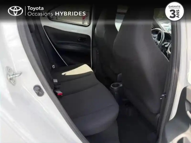Toyota Aygo X 1.0 vvt-i 72ch dynamic — photo 7
