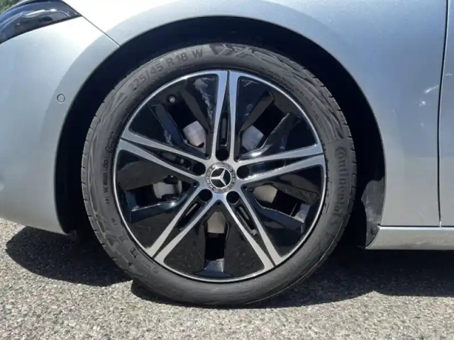 Mercedes Classe A 180 d progressive line — photo 11