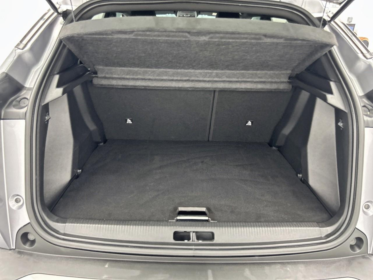 Peugeot 2008 130 s&s eat8 allure — photo 14