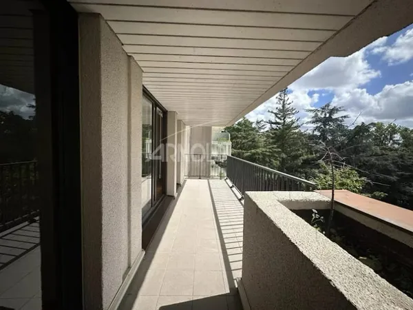 Appartement 5 pièces 104 m²