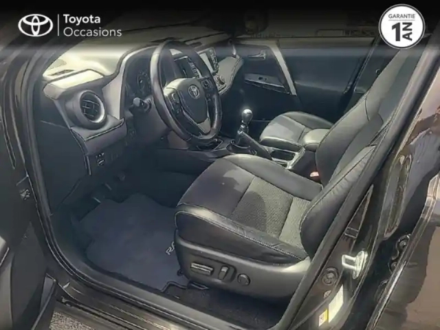 Toyota Rav4 143 d-4d design 2wd — photo 11