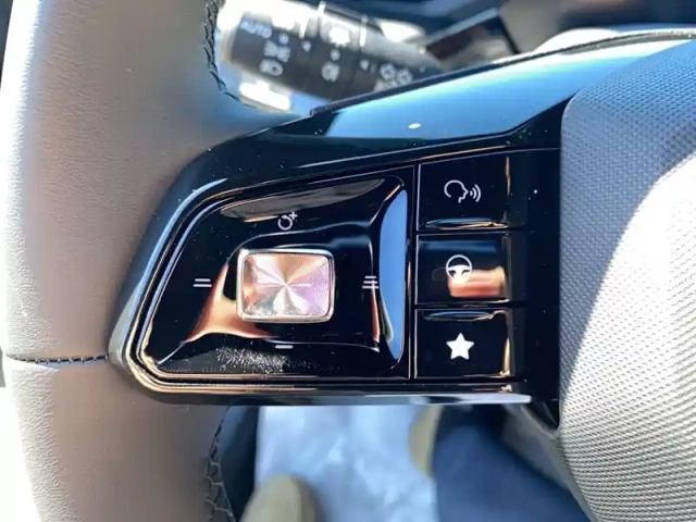 Mg Mg3 1.5 l hybrid+ 195 ch — photo 8