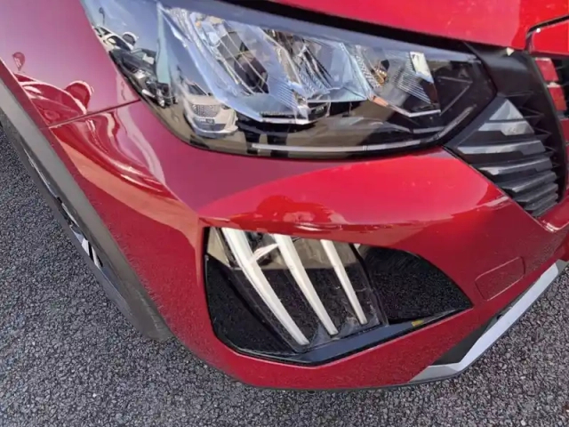 Peugeot 2008 hybrid 136 e-dcs6 — photo 16