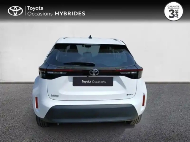 Toyota Yaris cross 116h dynamic my25 — photo 4