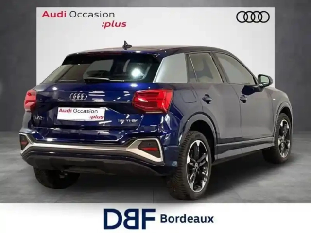 Audi Q2 35 tfsi 150 s tronic 7 s line plus — photo 5