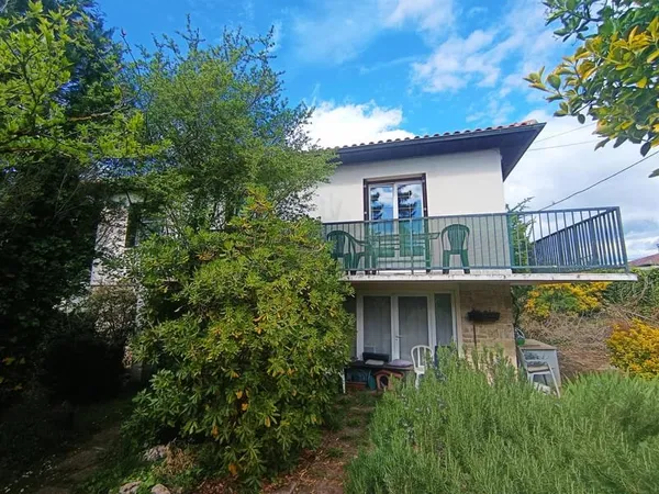 Maison sur sous sol à deux pas des commerces