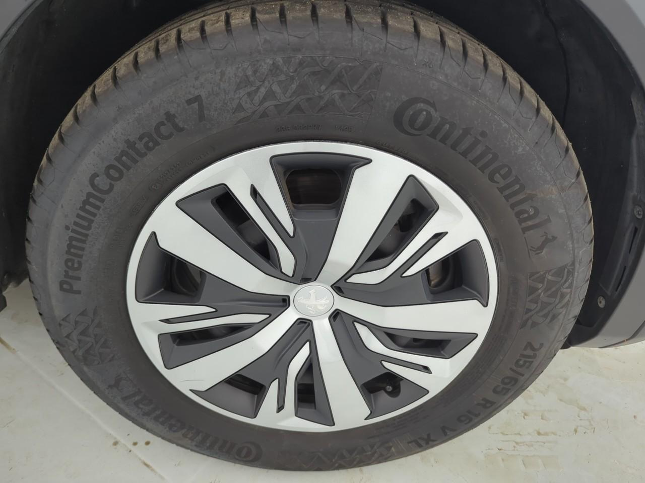 Peugeot 2008 electrique 136 ch active pack — photo 20
